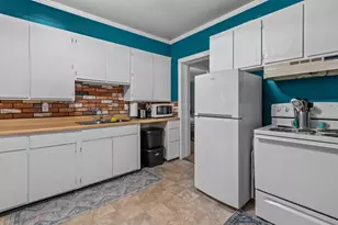 616 N Division St, Appleton, WI 54911 - Photo 9