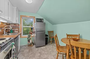 616 N Division St, Appleton, WI 54911 - Photo 23