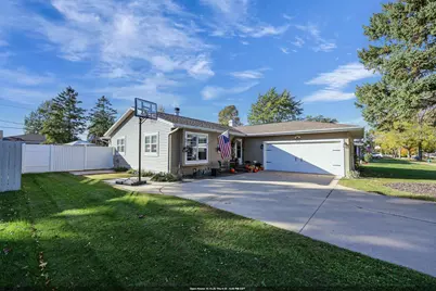 925 S Covenant Lane, Appleton, WI 54915 - Photo 1