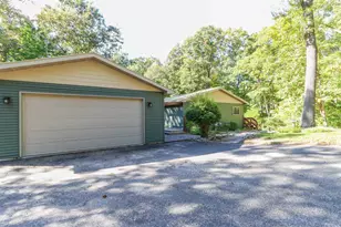 N3025 Crestwood Dr, Waupaca, WI 54981 - Photo 3
