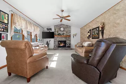 223 Mandella Court, Neenah, WI 54956 - Photo 19