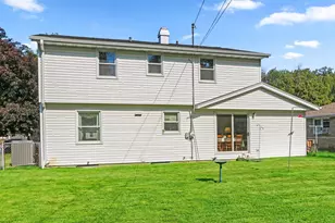 1134 N Locust St, Green Bay, WI 54303 - Photo 45