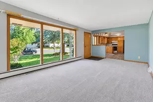 2515 41st St, Two Rivers, WI 54241 - Photo 5