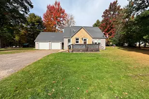 W6178 Lake Dr, Shawano, WI 54166 - Photo 1