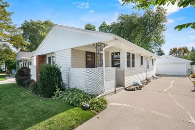 1628 Harold Street, Green Bay, WI 54302 - Photo 5