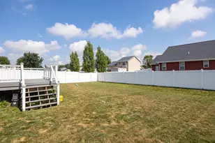 532 Patrick Ln, Pulaski, WI 54162 - Photo 43