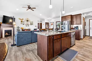 2224 Madelynn Ln, Neenah, WI 54956 - Photo 13