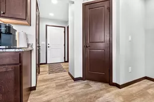 2224 Madelynn Ln, Neenah, WI 54956 - Photo 21
