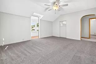 709 W New York Ave, Oshkosh, WI 54901 - Photo 23