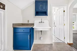 709 W New York Ave, Oshkosh, WI 54901 - Photo 27