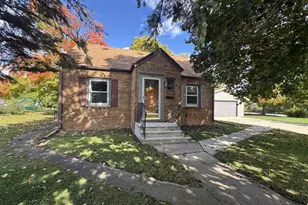 142 Pine St, Brillion, WI 54110 - Photo 19