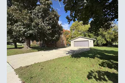 142 Pine Street, Brillion, WI 54110 - Photo 21