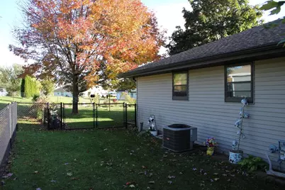 102 S Jefferson Street, Bonduel, WI 54107 - Photo 5
