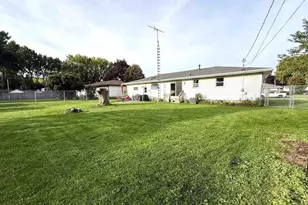409 Grant St, Beaver Dam, WI 53916 - Photo 19