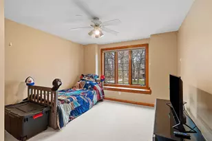 1789 Maidstone Cir, Green Bay, WI 54313 - Photo 35