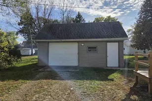 403 Horne St, Redgranite, WI 54970 - Photo 17