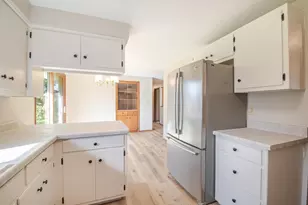 2056 Zeise Ave, Green Bay, WI 54302 - Photo 13