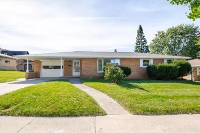 2056 Zeise Avenue, Green Bay, WI 54302 - Photo 1
