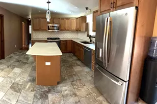 N2616 Roosevelt Rd, Marinette, WI 54143 - Photo 5