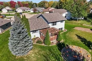 3110 Bailey Ct, Oshkosh, WI 54904 - Photo 5