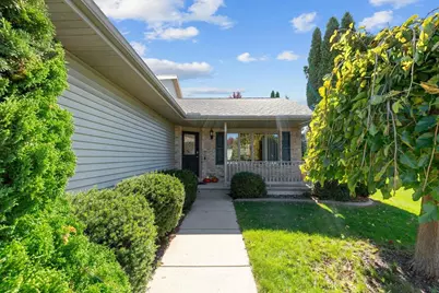 3110 Bailey Court, Oshkosh, WI 54904 - Photo 3