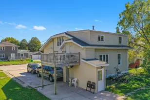 200 Oak St, Green Bay, WI 54303 - Photo 13
