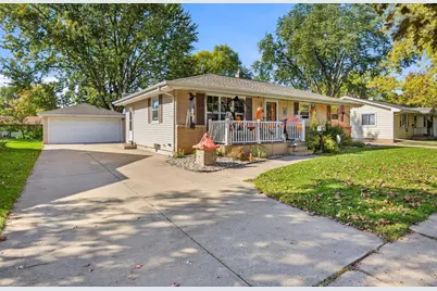 2219 N Elinor Street, Appleton, WI 54914 - Photo 35