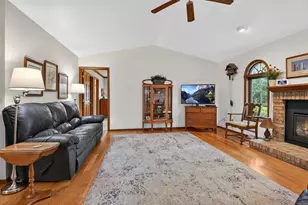1815 Shelley Ln, De Pere, WI 54115 - Photo 13