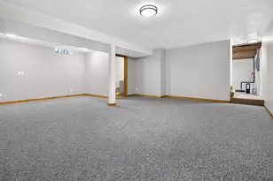 613 W 9th St, Kaukauna, WI 54130 - Photo 27