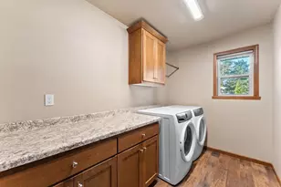 2940 Woodale Ave, Green Bay, WI 54313 - Photo 7