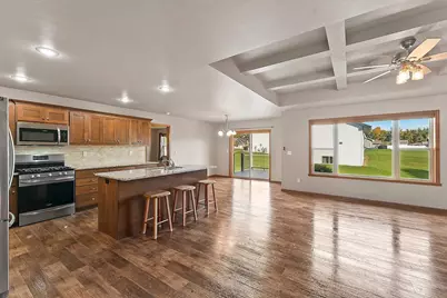 2940 Woodale Avenue, Green Bay, WI 54313 - Photo 3