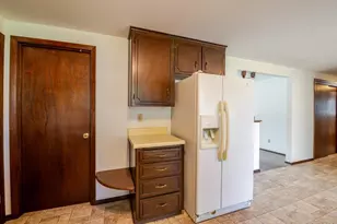 2682 Tulip Ln, Howard, WI 54313 - Photo 11