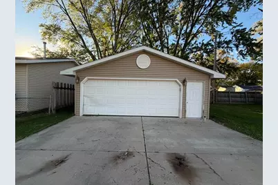 1020 Wirtz Avenue, Green Bay, WI 54304 - Photo 17