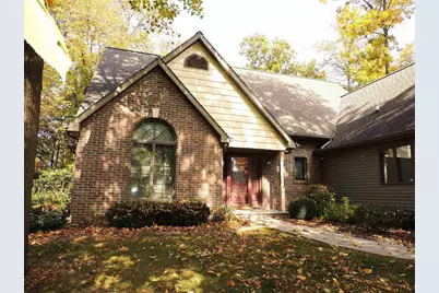 2398 Burnwood Drive, Oshkosh, WI 54902 - Photo 3