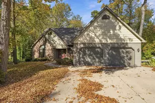 2398 Burnwood Dr, Oshkosh, WI 54902 - Photo 1