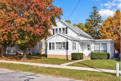 1532 Maple Avenue, Oshkosh, WI 54902 - Photo 1