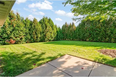 4021 S Parker Way, De Pere, WI 54115 - Photo 5