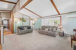 524 W 10th St, Kaukauna, WI 54130 - Photo 3