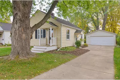 1123 Wirtz Avenue, Green Bay, WI 54304 - Photo 1