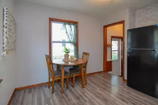 1123 Wirtz Ave, Green Bay, WI 54304 - Photo 9