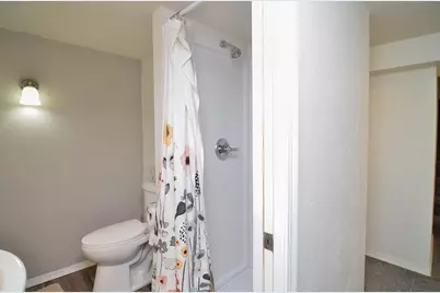 1123 Wirtz Avenue, Green Bay, WI 54304 - Photo 19