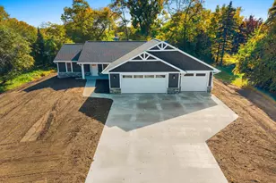 1218 Pecor St, Oconto, WI 54153 - Photo 27