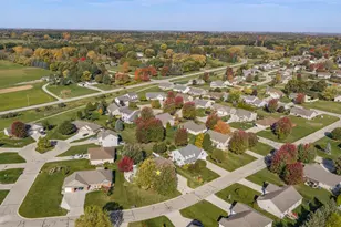 1915 Pink Dogwood Way, Green Bay, WI 54313 - Photo 85