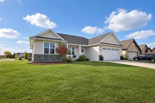 3188 Enchanted Ct, Green Bay, WI 54311 - Photo 3