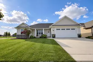 3188 Enchanted Ct, Green Bay, WI 54311 - Photo 1