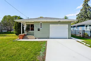 1651 Wisconsin St, Oshkosh, WI 54901 - Photo 1