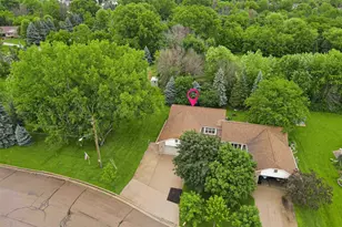 1123 Stillmeadow Ln, Menasha, WI 54952 - Photo 3