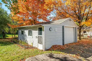 821 E Commercial St, Appleton, WI 54911 - Photo 27