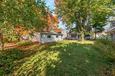 821 E Commercial Street, Appleton, WI 54911 - Photo 31