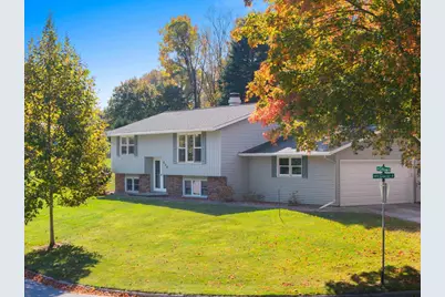 220 Cliffview Drive, Green Bay, WI 54302 - Photo 61